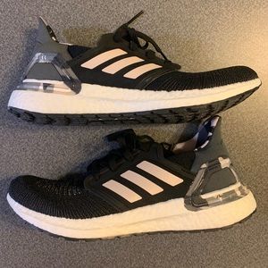 Adidas UltraBOOST 20